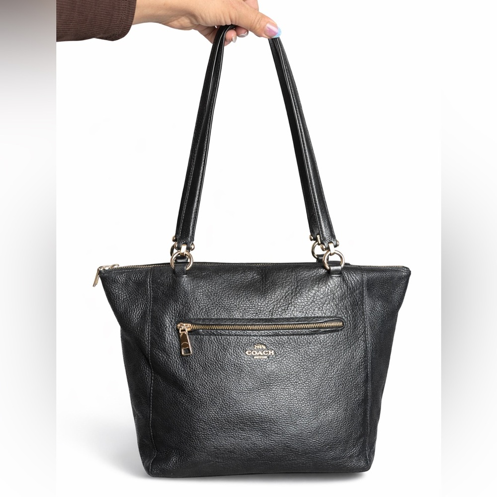 Coach Large Pebbled Leather Tyler Zip Tote - 2019